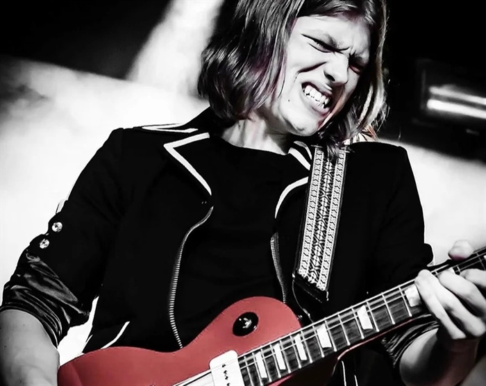 TOBY LEE Award - Winning British Blues Guitarist & Singer